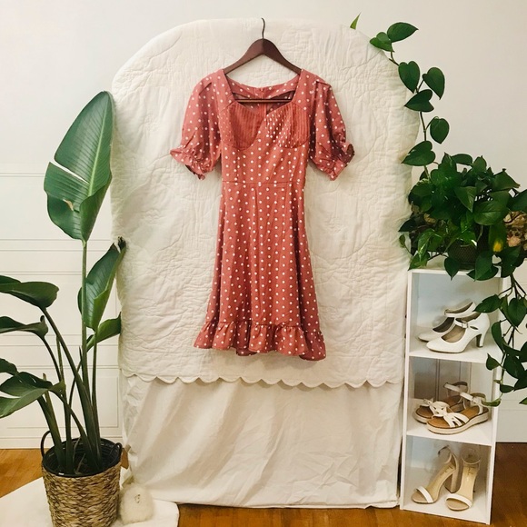 Handmade Dresses & Skirts - Vintage Retro Mauve Polka-Dot Dress 🤍